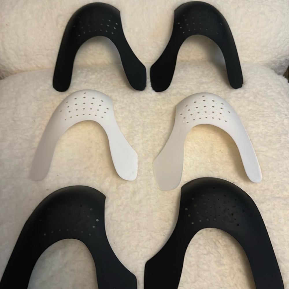 Shoe crease guards